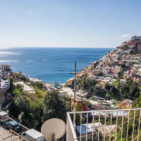 La Perla Di Chicca Apartment